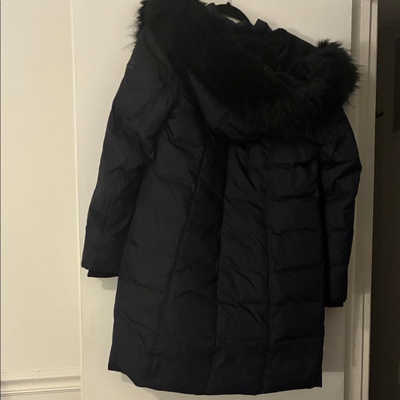 DKNY Midnight Puffer Coat with Faux Fur Trim - Picture 10 of 11